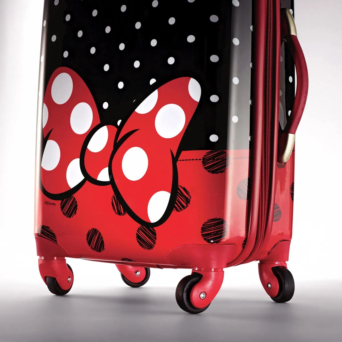 American Tourister Disney Minnie Mouse 28" Hardside Spinner